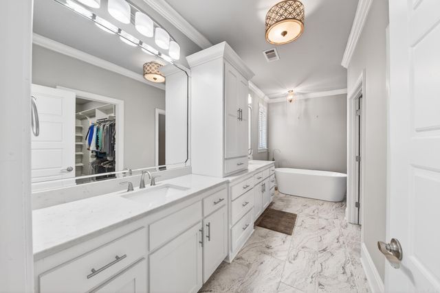 1701 N Lincoln, Cabot, AR 72023