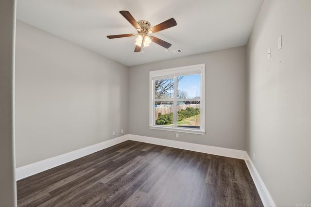 1701 N Lincoln, Cabot, AR 72023