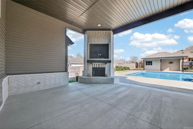 1701 N Lincoln, Cabot, AR 72023