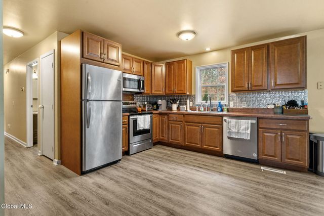 3380 State Highway 30, Gloversville, NY 12078