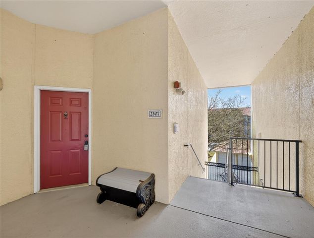 1100 LAKE SHADOW CIRCLE 2307, Maitland, FL 32751