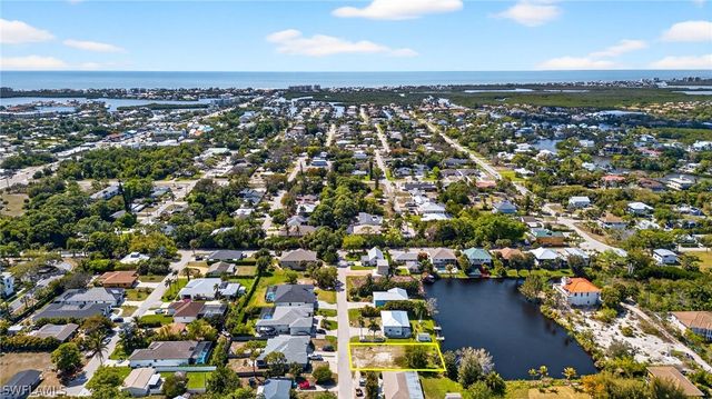 3916 Bennett LN, Bonita Springs, FL 34134