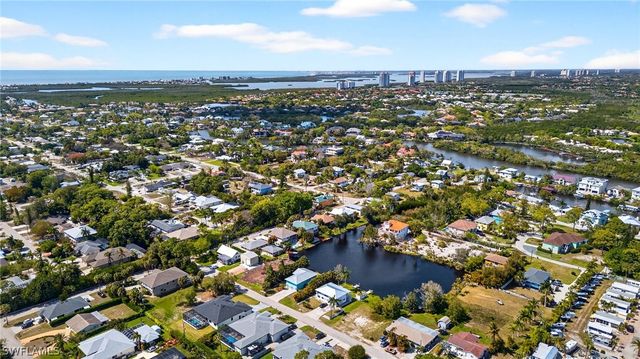 3916 Bennett LN, Bonita Springs, FL 34134