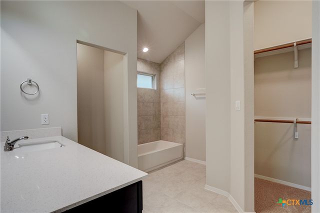 171 White Dunes Drive, Maxwell, TX 78656