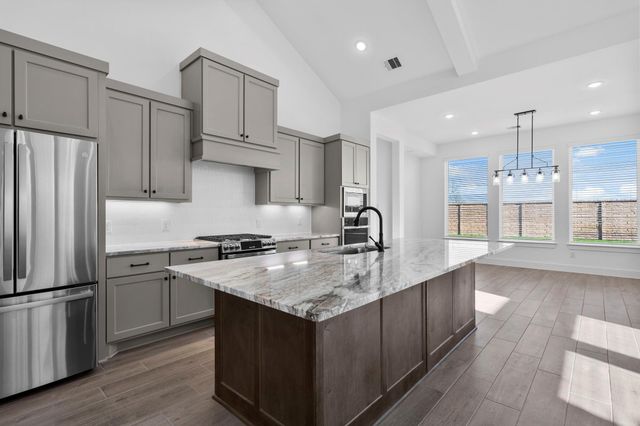 12206 Denham Drive, Mont Belvieu, LA 71127