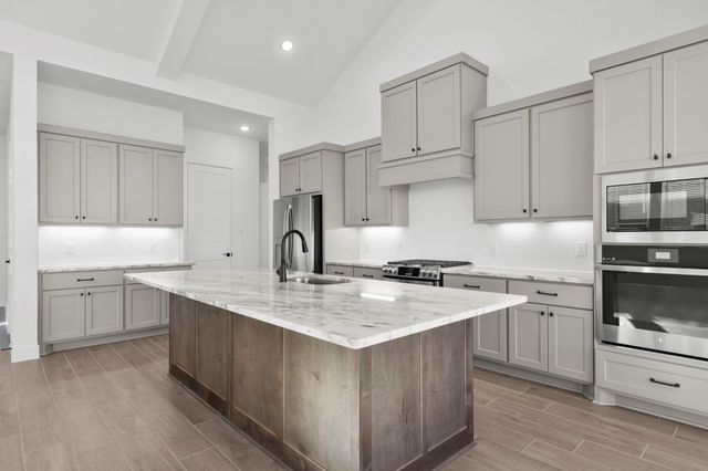 12206 Denham Drive, Mont Belvieu, LA 71127