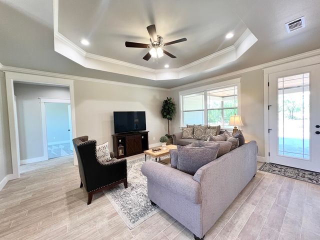1625 Stone Meadow Lane, San Angelo, TX 76904