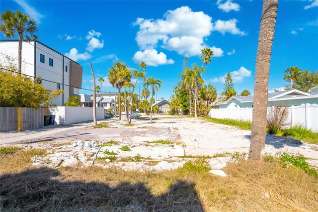 108 13TH AVENUE, St Pete Beach, FL 33706