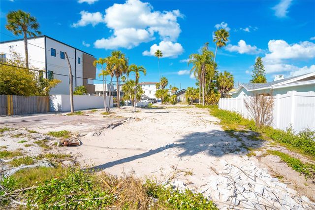 108 13TH AVENUE, St Pete Beach, FL 33706