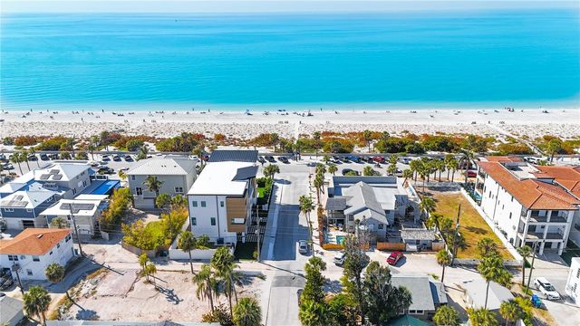 108 13TH AVENUE, St Pete Beach, FL 33706