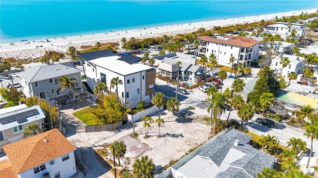 108 13TH AVENUE, St Pete Beach, FL 33706