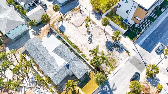 108 13TH AVENUE, St Pete Beach, FL 33706