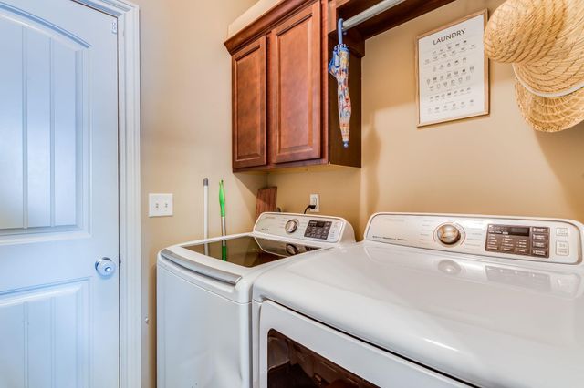 713 E Zuni St., Kechi, KS 67067