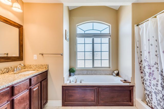 713 E Zuni St., Kechi, KS 67067