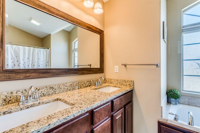 713 E Zuni St., Kechi, KS 67067