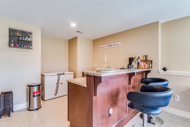 713 E Zuni St., Kechi, KS 67067