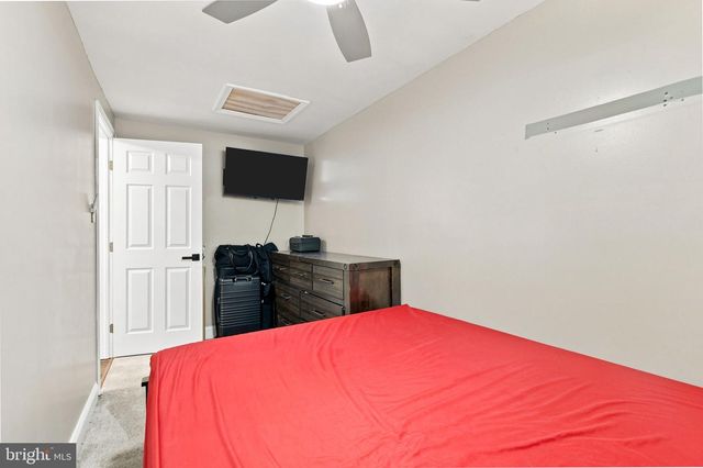 2909 NEEDLEWOOD LN, Bowie, MD 20716