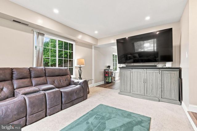 2909 NEEDLEWOOD LN, Bowie, MD 20716