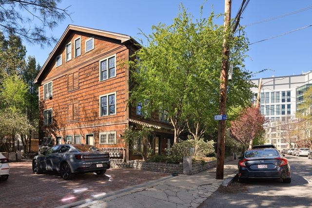 411 Norfolk Street 2-A, Somerville, MA 02143