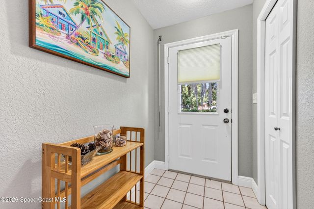 1211 Rainbow Road SE, Palm Bay, FL 32909