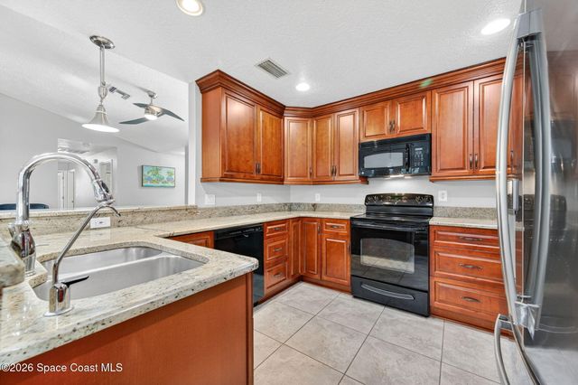 1211 Rainbow Road SE, Palm Bay, FL 32909