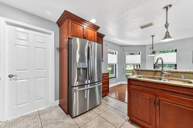 1211 Rainbow Road SE, Palm Bay, FL 32909