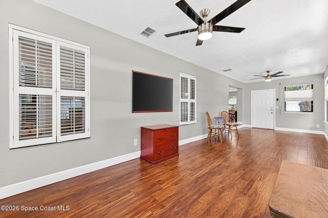 1211 Rainbow Road SE, Palm Bay, FL 32909