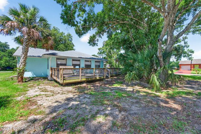 1211 Rainbow Road SE, Palm Bay, FL 32909