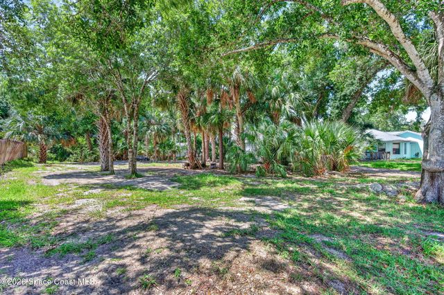 1211 Rainbow Road SE, Palm Bay, FL 32909