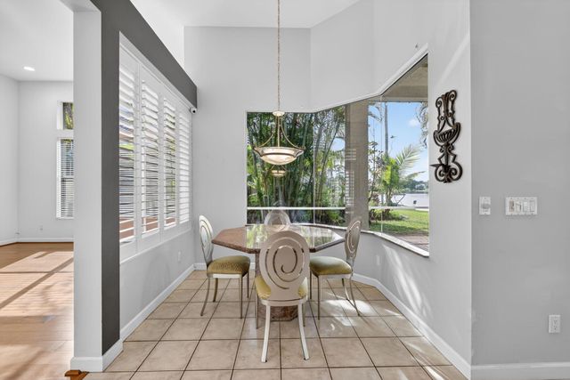 590 SW Saint Johns Bay, Port St Lucie, FL 34986