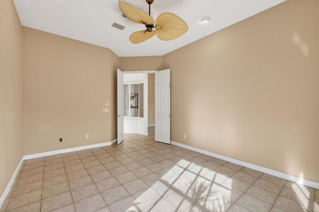 590 SW Saint Johns Bay, Port St Lucie, FL 34986