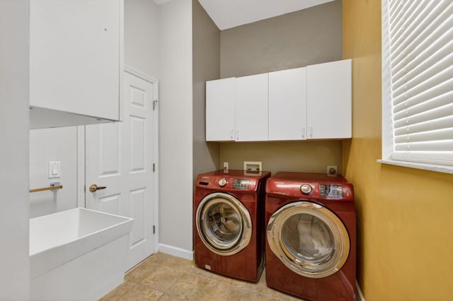 590 SW Saint Johns Bay, Port St Lucie, FL 34986