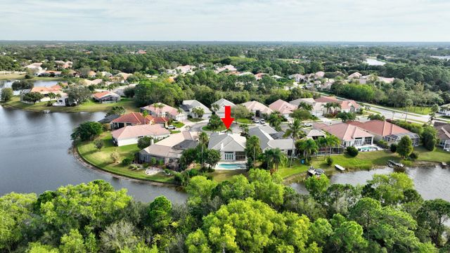 590 SW Saint Johns Bay, Port St Lucie, FL 34986