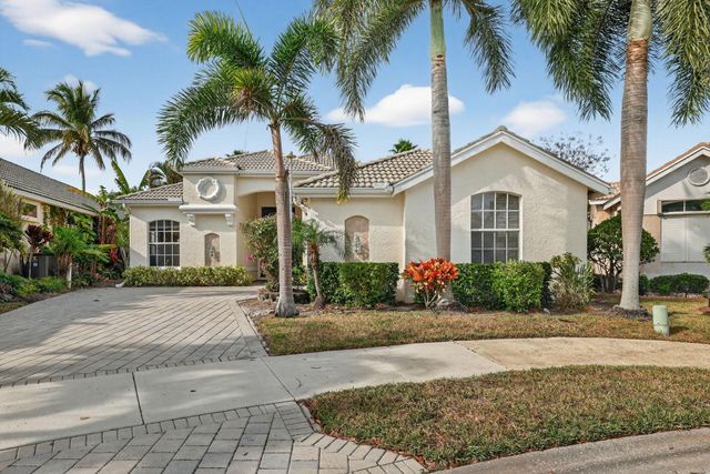 590 SW Saint Johns Bay, Port St Lucie, FL 34986