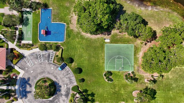 590 SW Saint Johns Bay, Port St Lucie, FL 34986