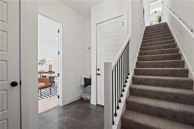 453 SW Longview Boulevard, Lee's Summit, MO 64081