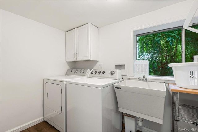 43 WINSLOW Road, White Plains, NY 10606