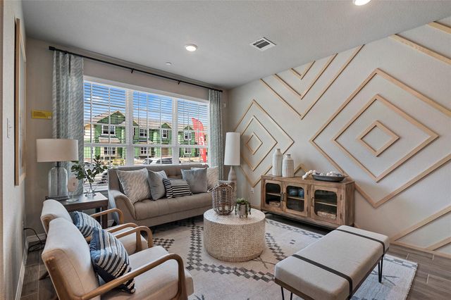 2303 Seven Oaks Boulevard 13, Tomball, TX 77375