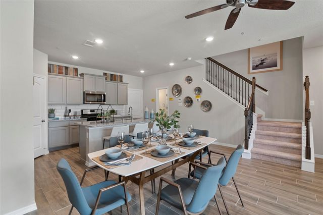 2303 Seven Oaks Boulevard 13, Tomball, TX 77375