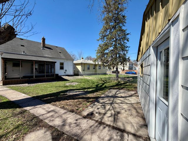 5152 Washburn Avenue N, Minneapolis, MN 55430