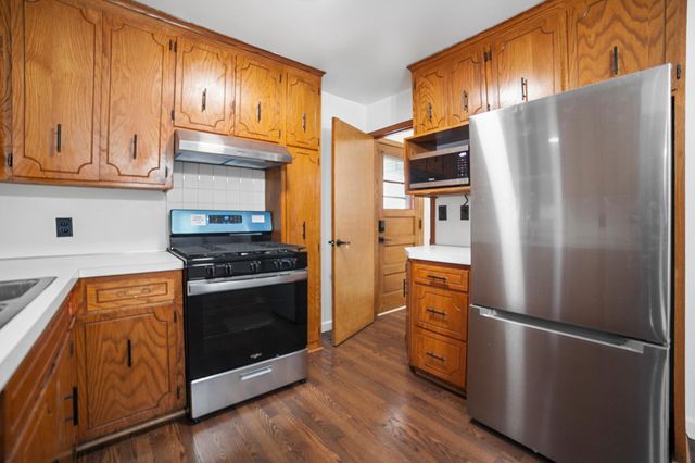 5152 Washburn Avenue N, Minneapolis, MN 55430