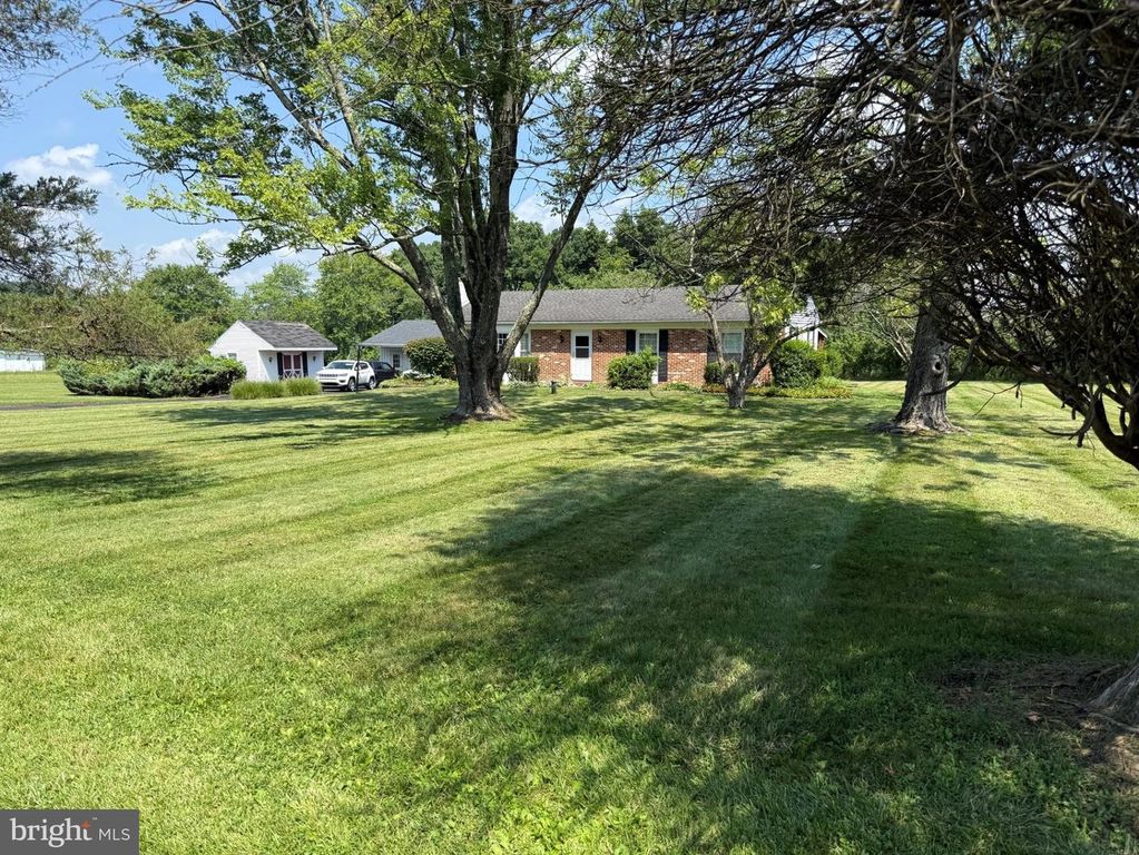 150 IRISH MEETINGHOUSE RD, PERKASIE, PA 18944 — photo 5