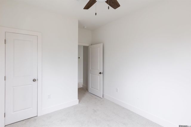 205 Evergreen Dr, Baton Rouge, LA 70806