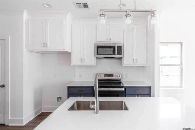 205 Evergreen Dr, Baton Rouge, LA 70806