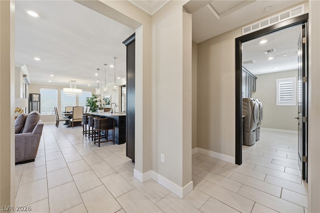 14 Sun Mirage Avenue, Henderson, NV 89011