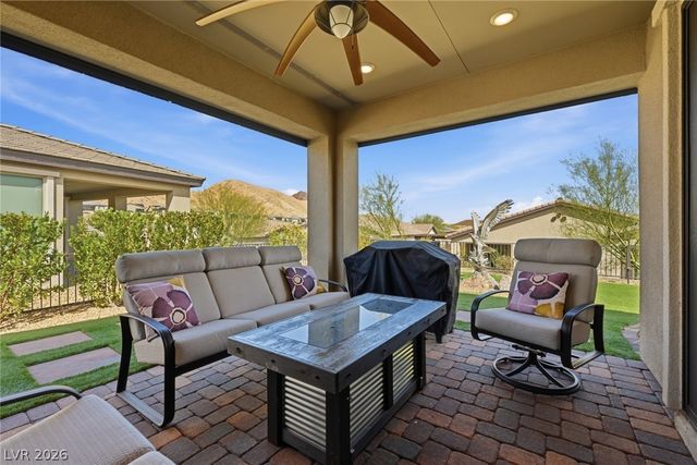 14 Sun Mirage Avenue, Henderson, NV 89011