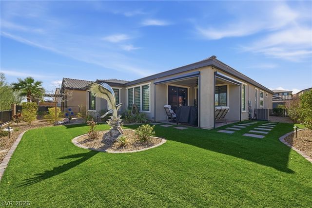 14 Sun Mirage Avenue, Henderson, NV 89011