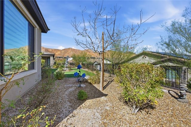 14 Sun Mirage Avenue, Henderson, NV 89011