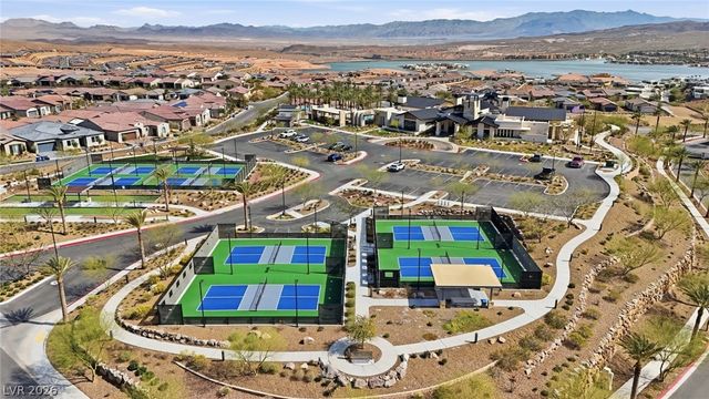 14 Sun Mirage Avenue, Henderson, NV 89011