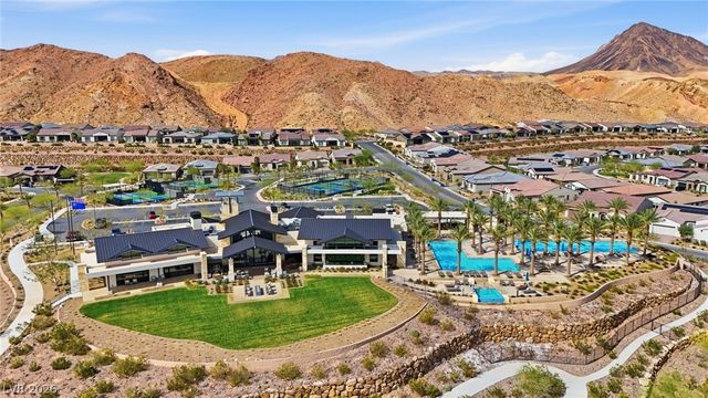 14 Sun Mirage Avenue, Henderson, NV 89011